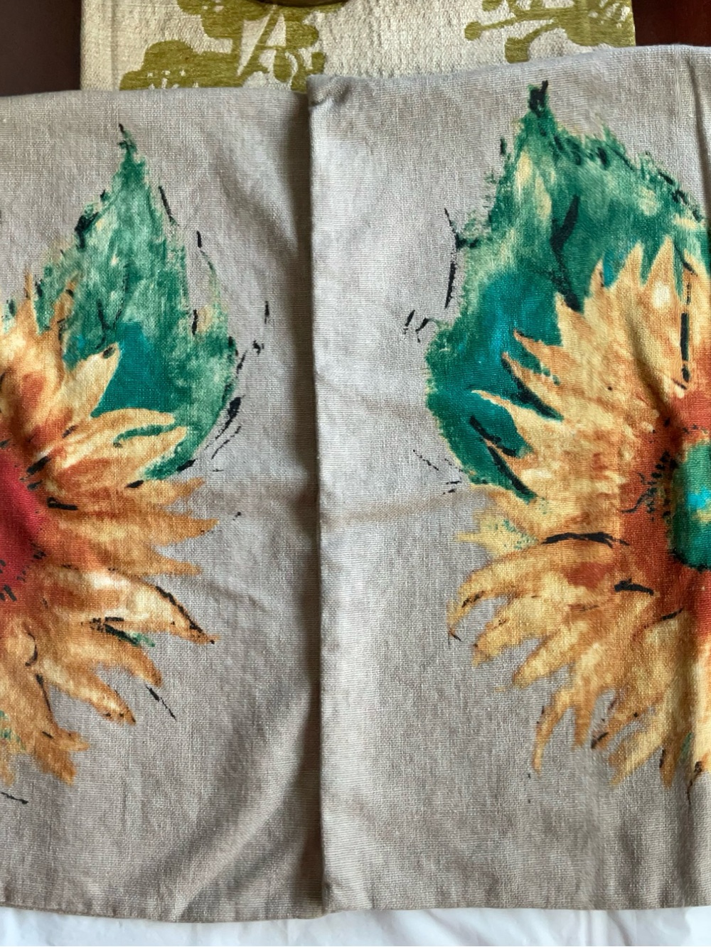 2x Pottery Barn Painted Sunflower Decorative Pillow Covers 20x20”-Vintage 2009s